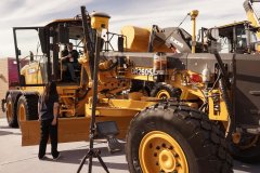 中国企业正在大规模使用场景中积大量数据和工